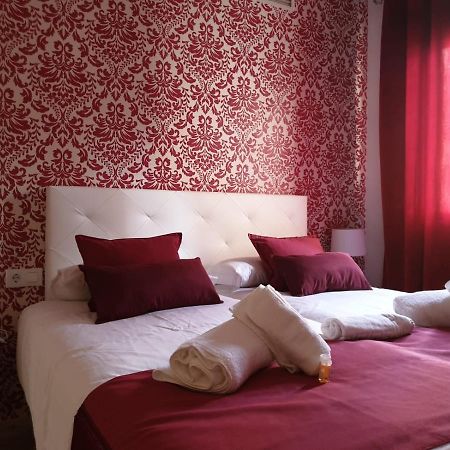 Apartamentos Dona Lola إشبيلية المظهر الخارجي الصورة