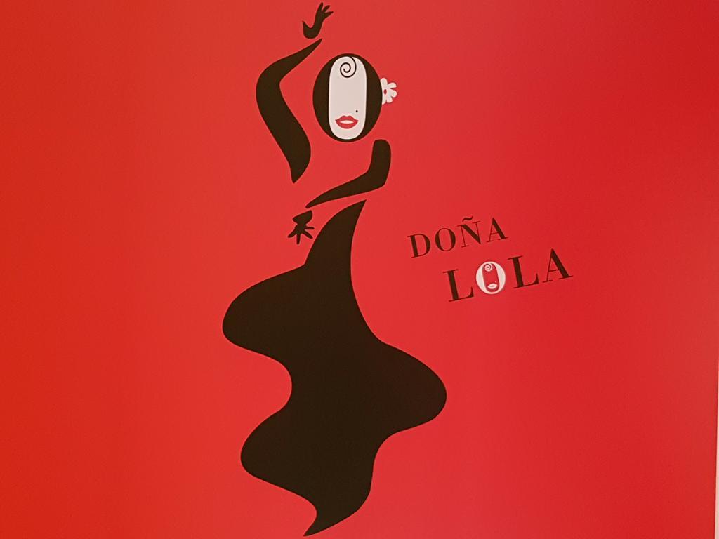 Apartamentos Dona Lola إشبيلية المظهر الخارجي الصورة