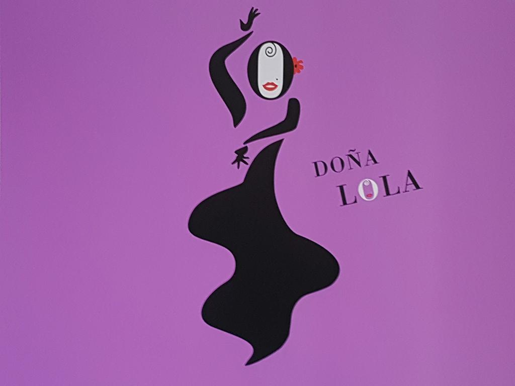 Apartamentos Dona Lola إشبيلية المظهر الخارجي الصورة
