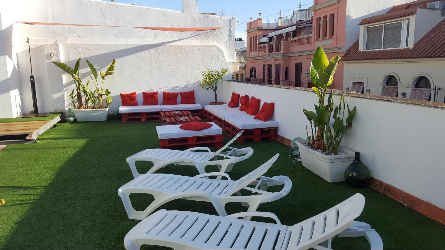 Apartamentos Dona Lola إشبيلية المظهر الخارجي الصورة