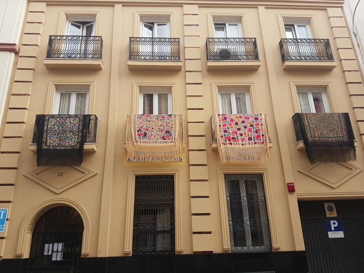 Apartamentos Dona Lola إشبيلية المظهر الخارجي الصورة
