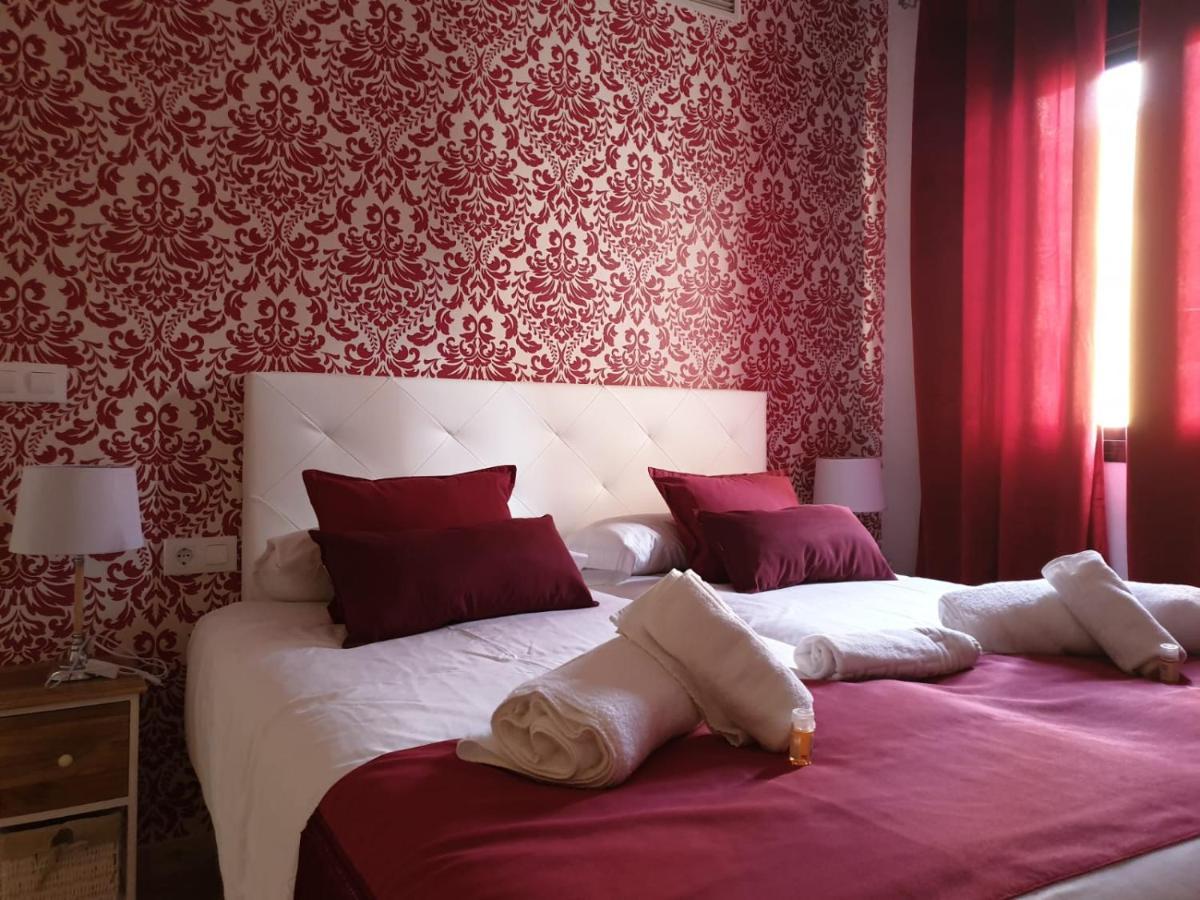 Apartamentos Dona Lola إشبيلية المظهر الخارجي الصورة